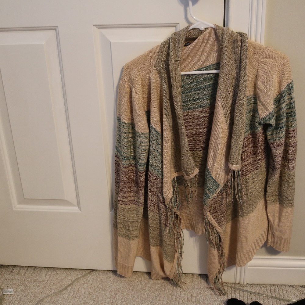 Multicolored thick cardigan with fringe